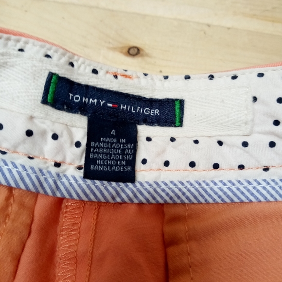 Women's Coral Tommy Hilfiger shorts - Picture 4 of 4